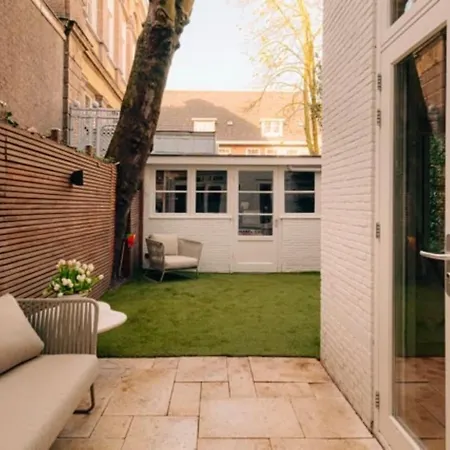 Luxe Canal House - Private Garden - 4br - Centre