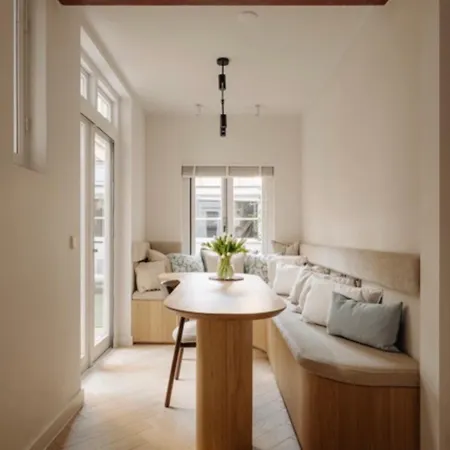Luxe Canal House - Private Garden - 4br - Centre Villa *